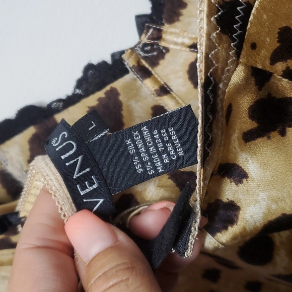 Silk leopard dress - Picture 5 of 5